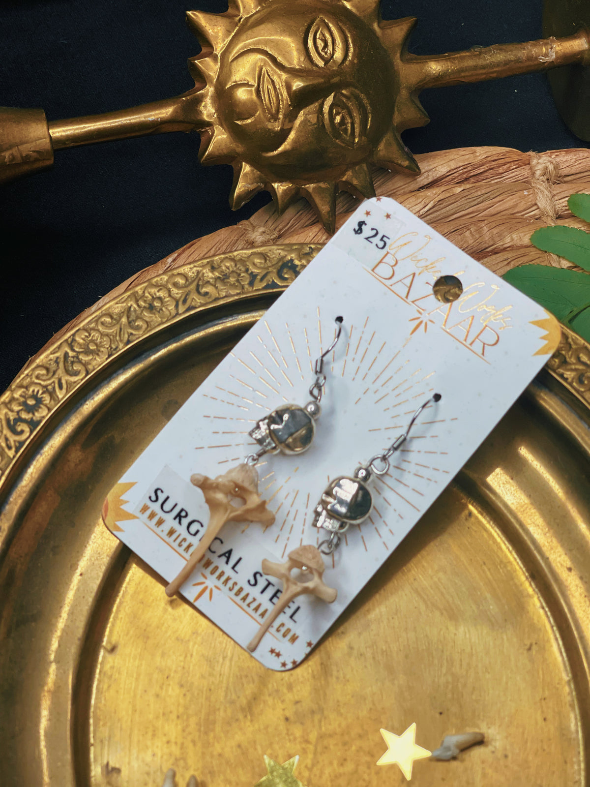 Skull - Oddity Dangle Earrings