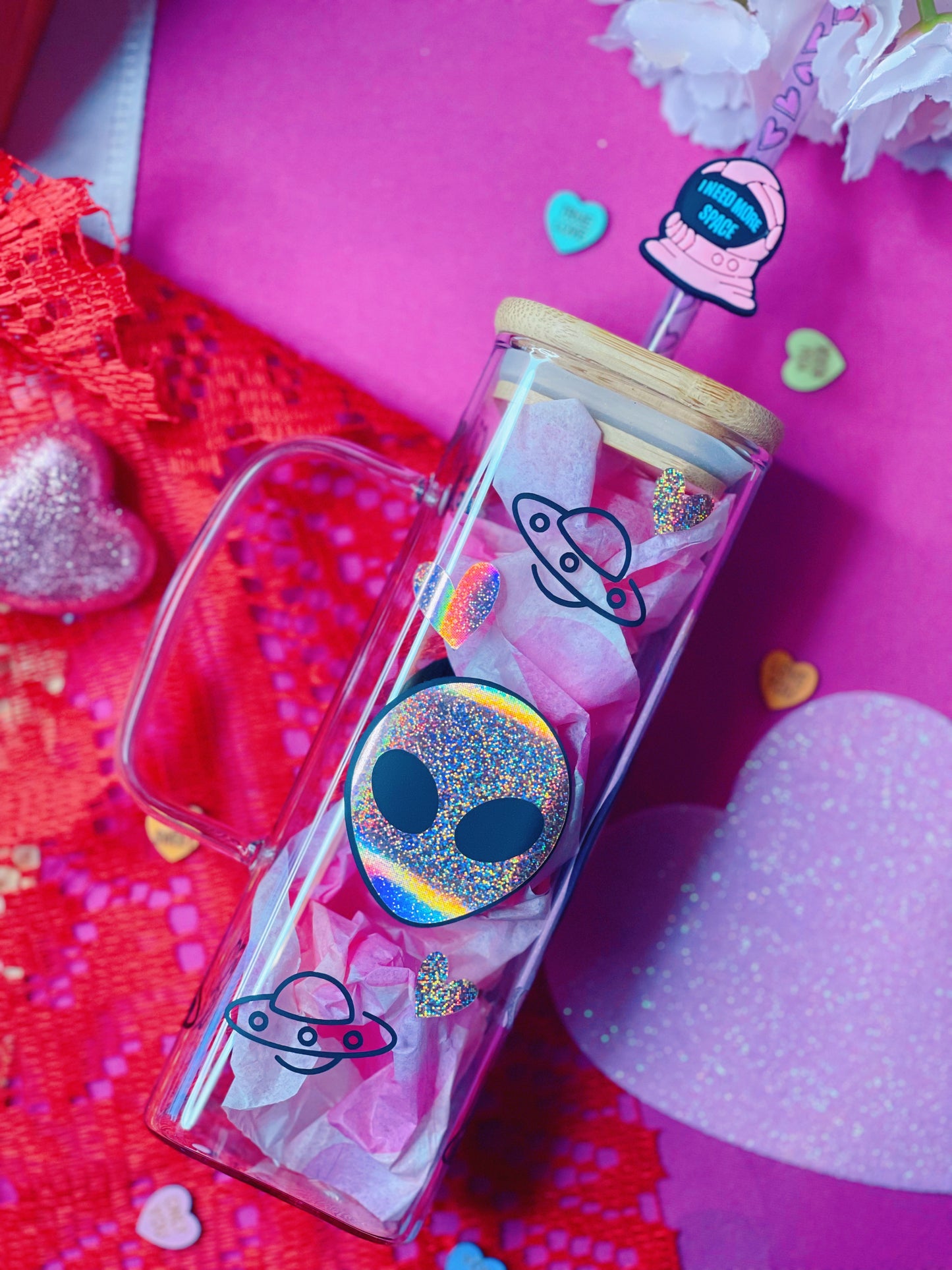 Love Alien - 17 oz Square Glass Cup