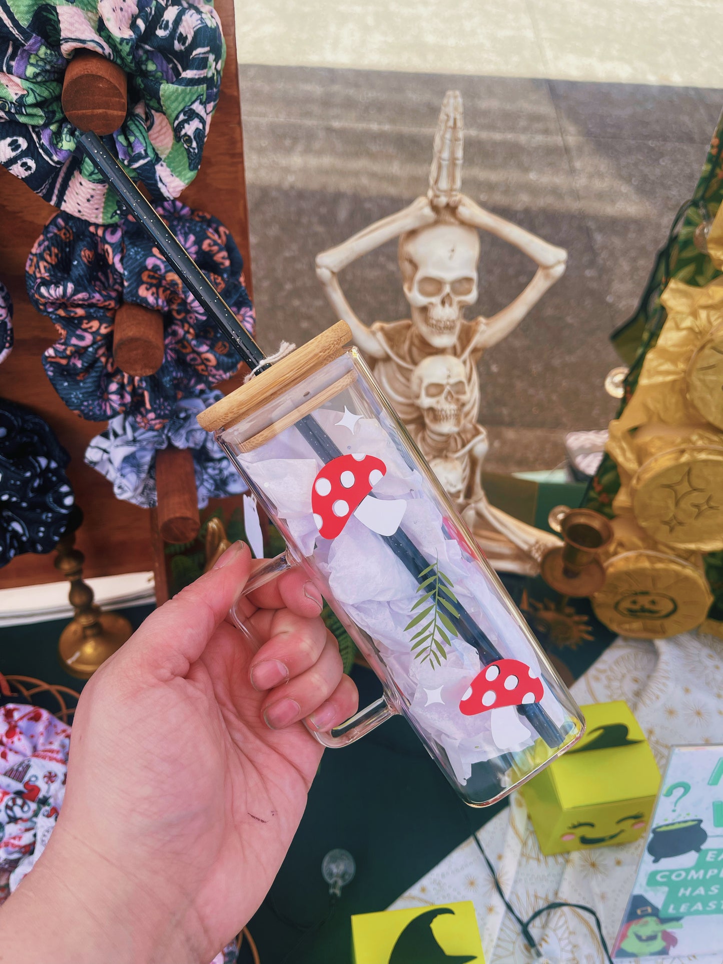 Mushroom - 17 oz Square Glass Cup