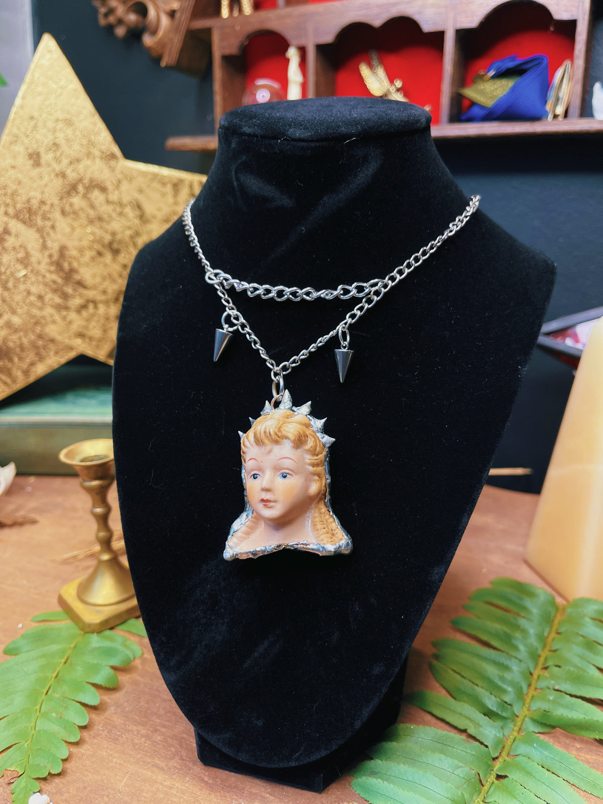 Empress - Silver - Oddity Necklace