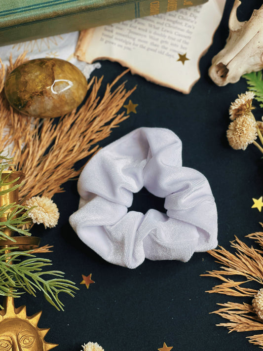 White Velvet - Scrunchie