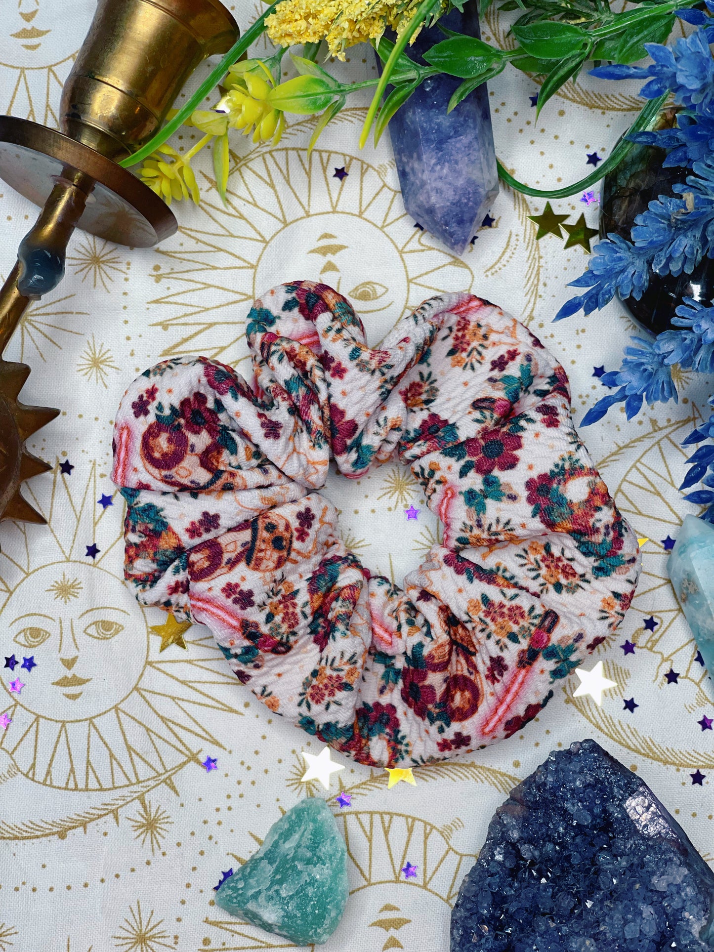 Floral War Stars - Scrunchie