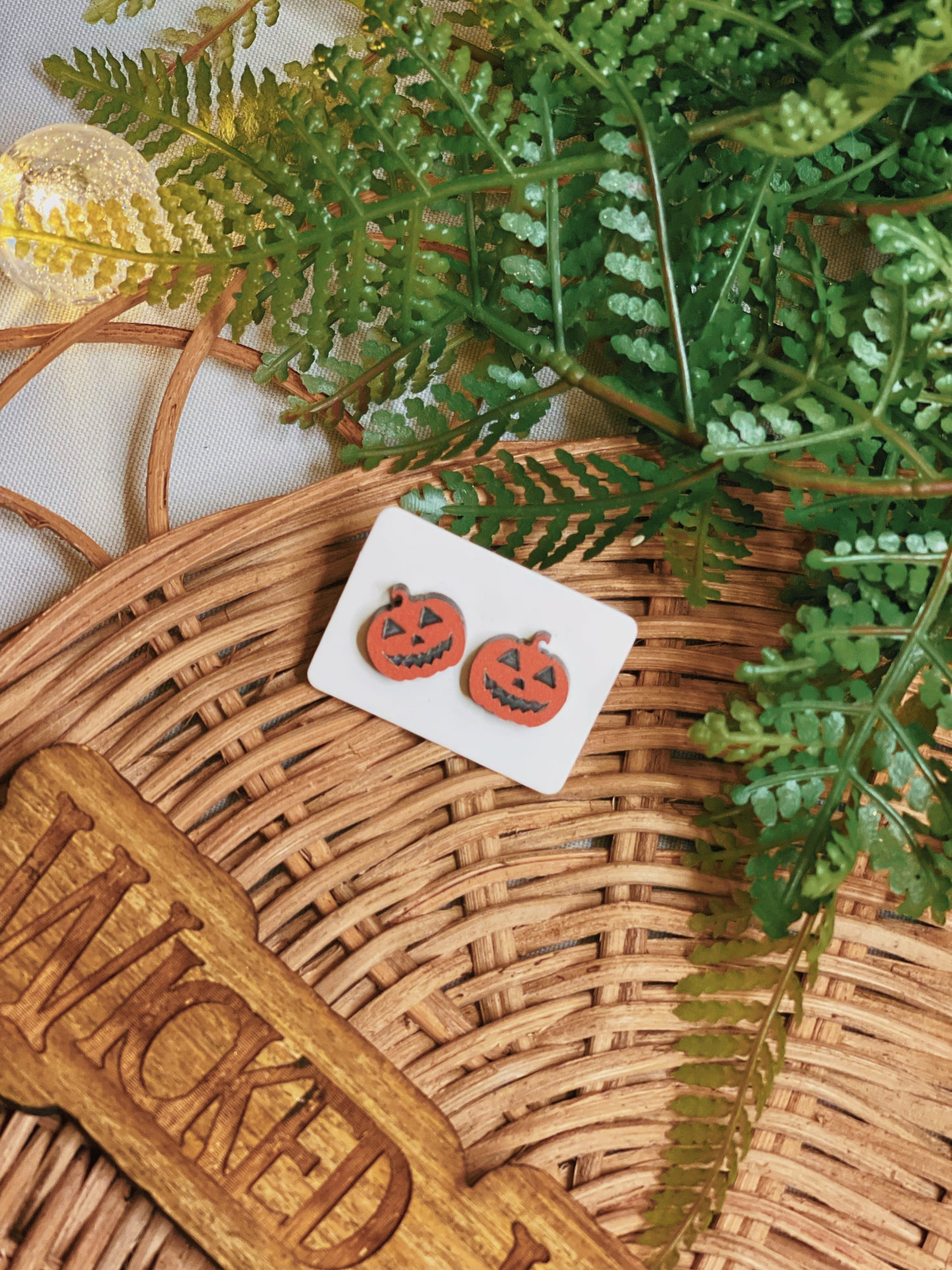 Jack-O-Lantern - Stud Earrings