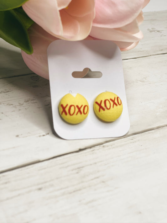 XOXO (yellow) - Button Earrings