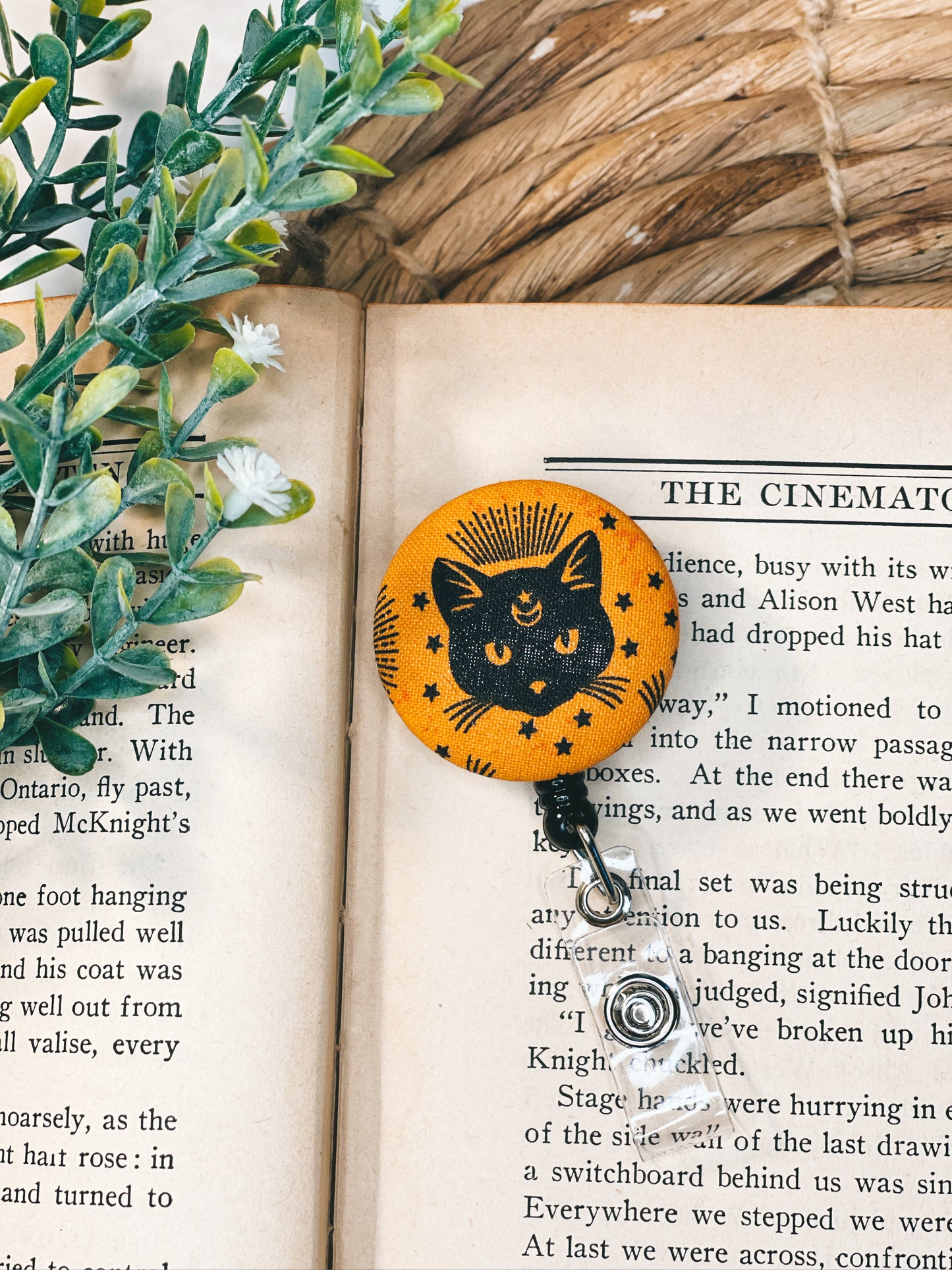 Magic Cat - Badge Reel