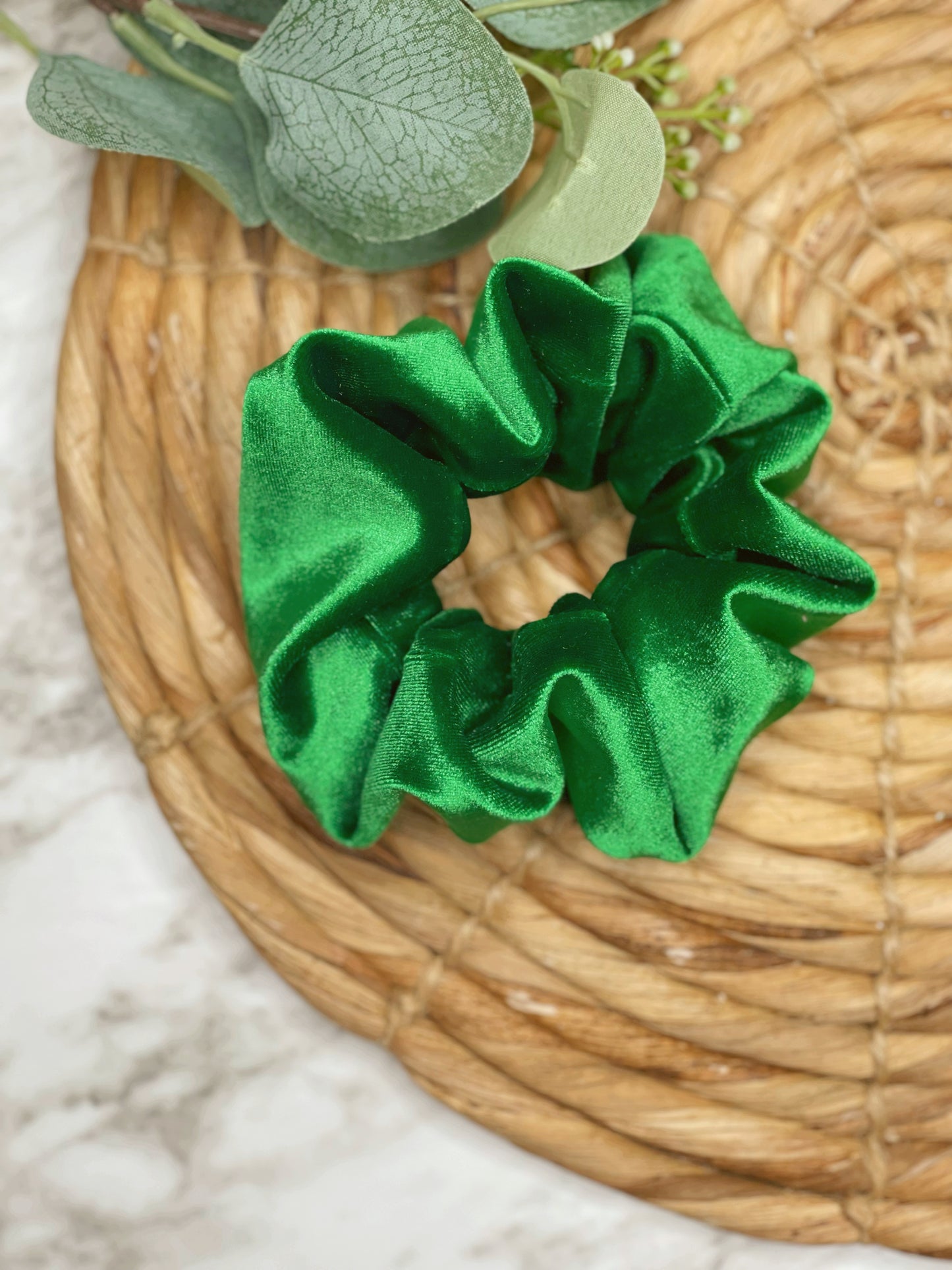 Green Velvet - Scrunchie